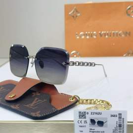 Picture of Louis Vuitton Sunglasses _SKUfw76300638fw